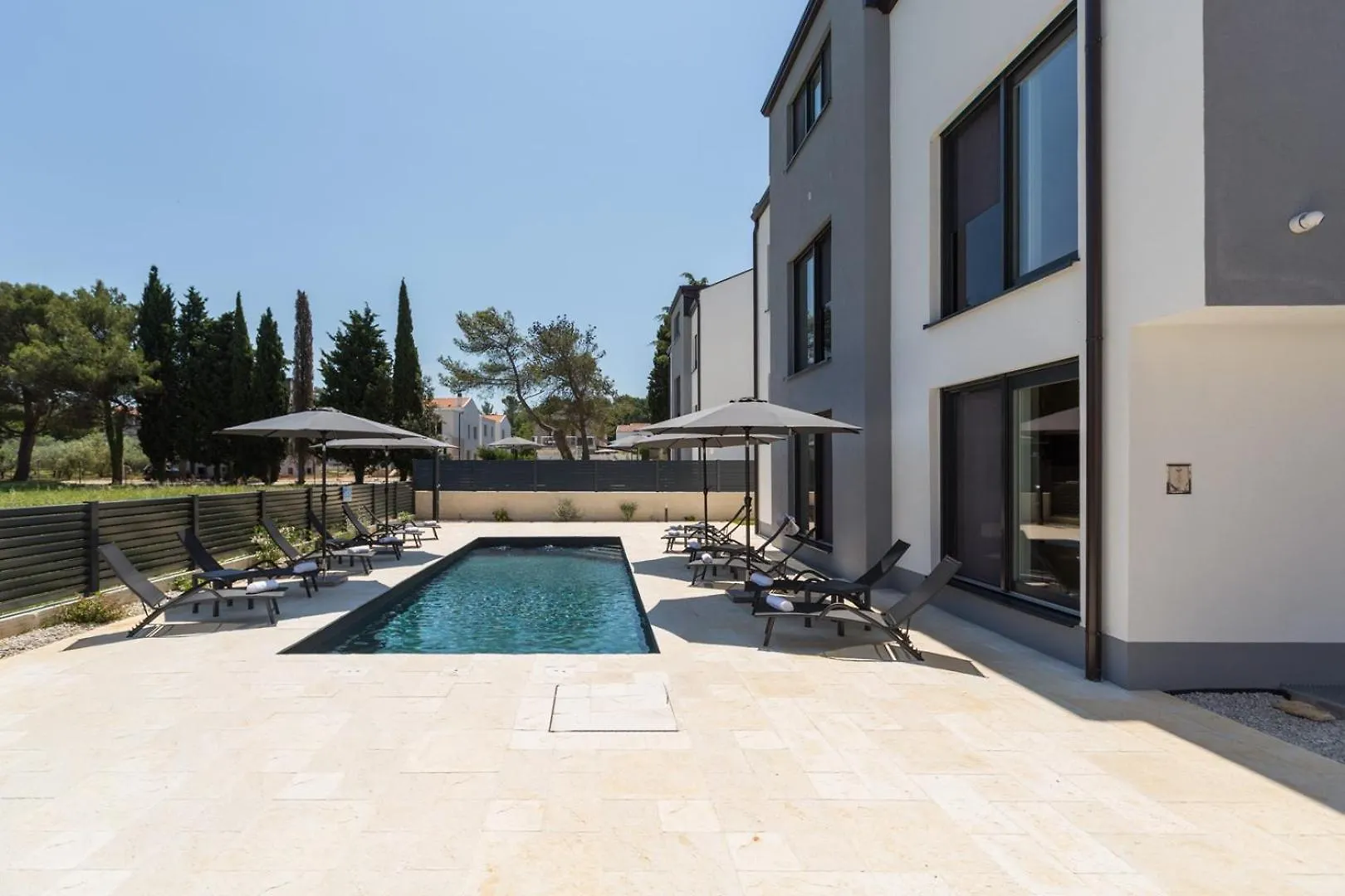 Villa Matic Ground Floor Apartment With Shared Pool Funtana