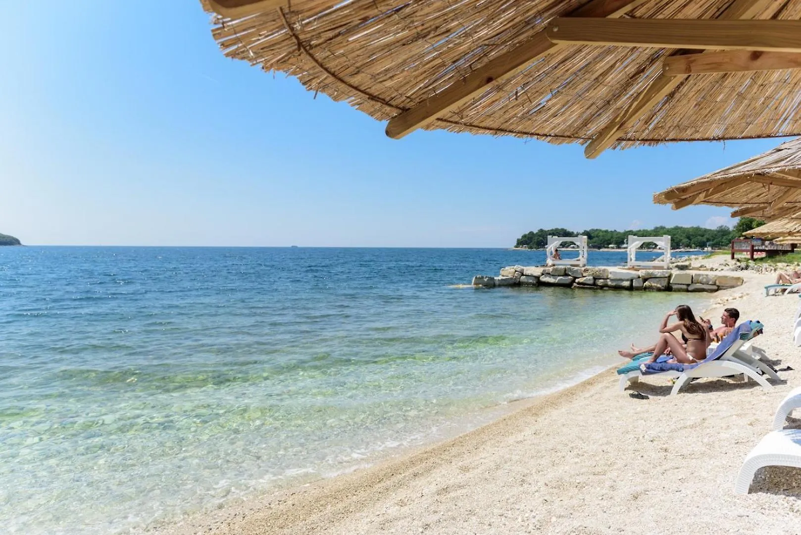 Villa Matic Ground Floor Apartment With Shared Pool Funtana 0*,  Croatia